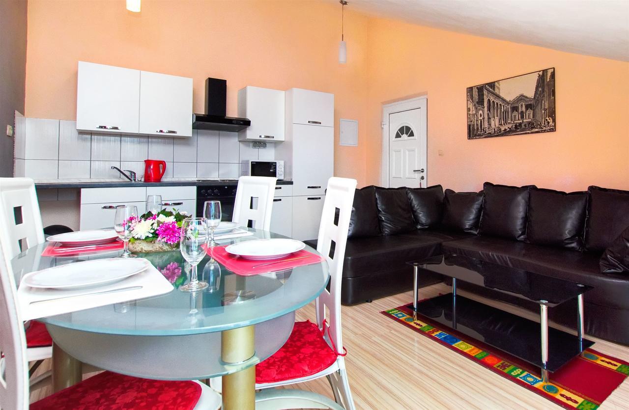 Apartments Martina Marina Zewnętrze zdjęcie